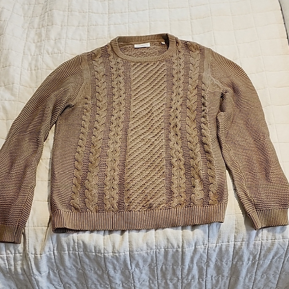 Men's Classic Brown Cable Knit Sweater